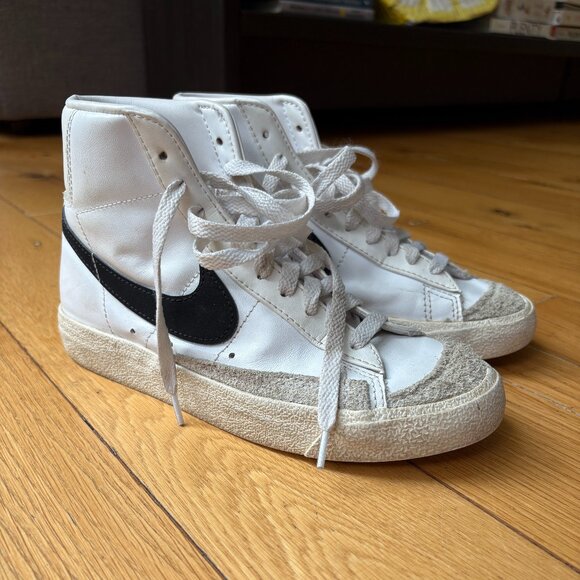 Nike Blazer Mid '77 Women's size 6 pre-owned - Picture 4 of 15